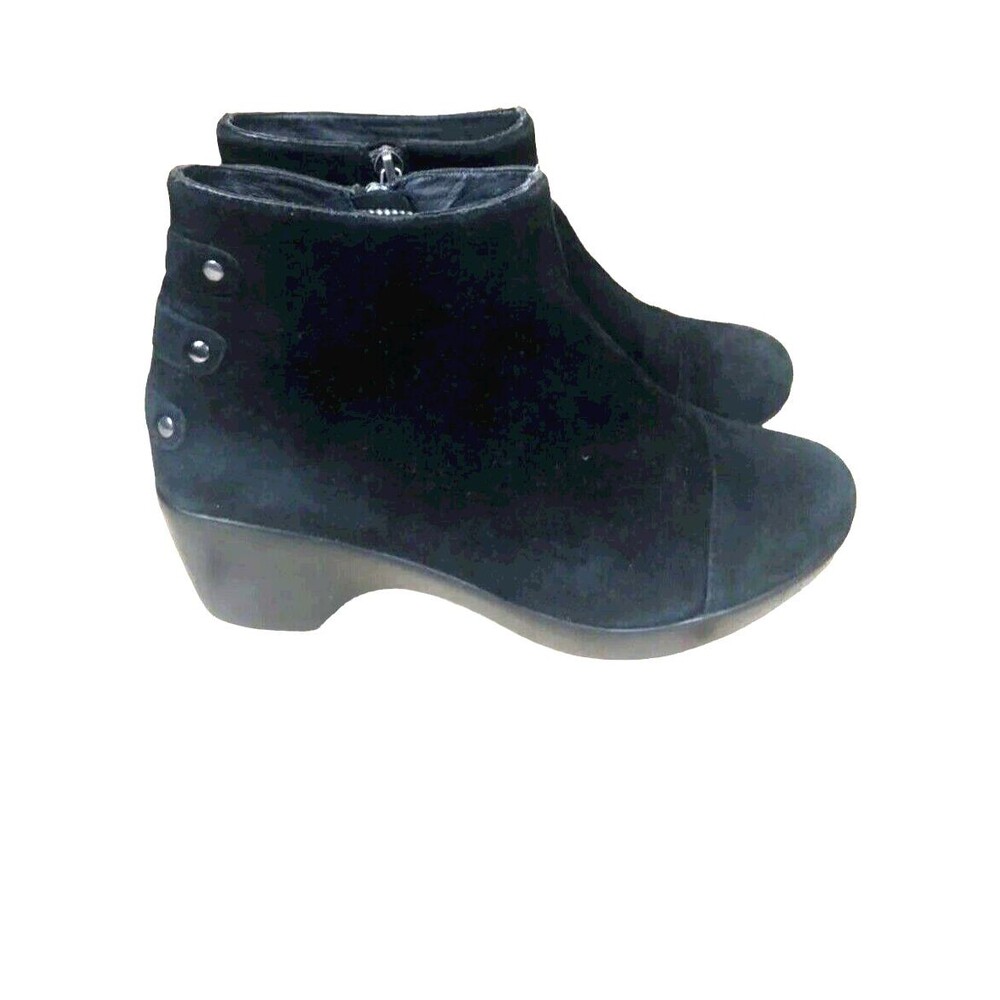 Cordani Calzature Women's 37.5 (US 7) Black Suede Booties Ankle Boots